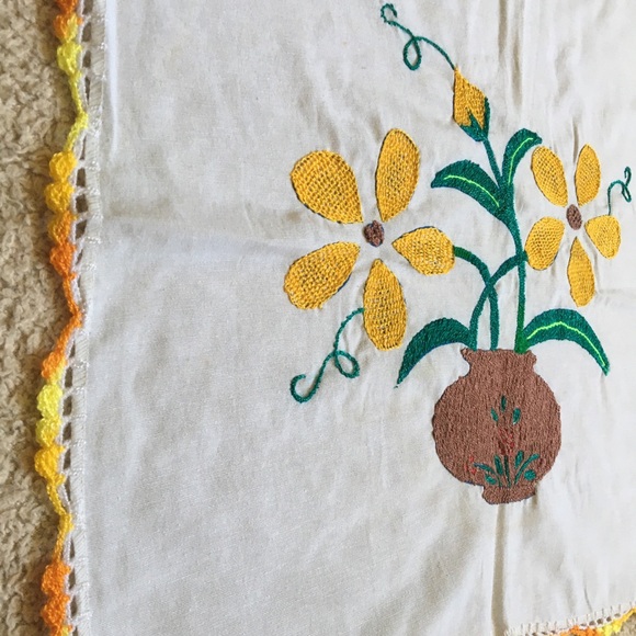 Embroidered Cloth - Picture 2 of 2